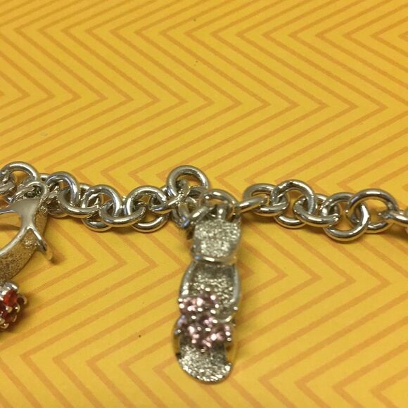Silver Shoe Bracelet  - Picture 3 of 7